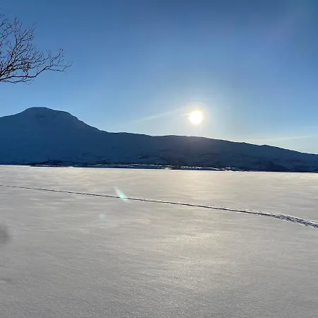 With Sauna And Aurora Views Дом отдыха Karlsoy